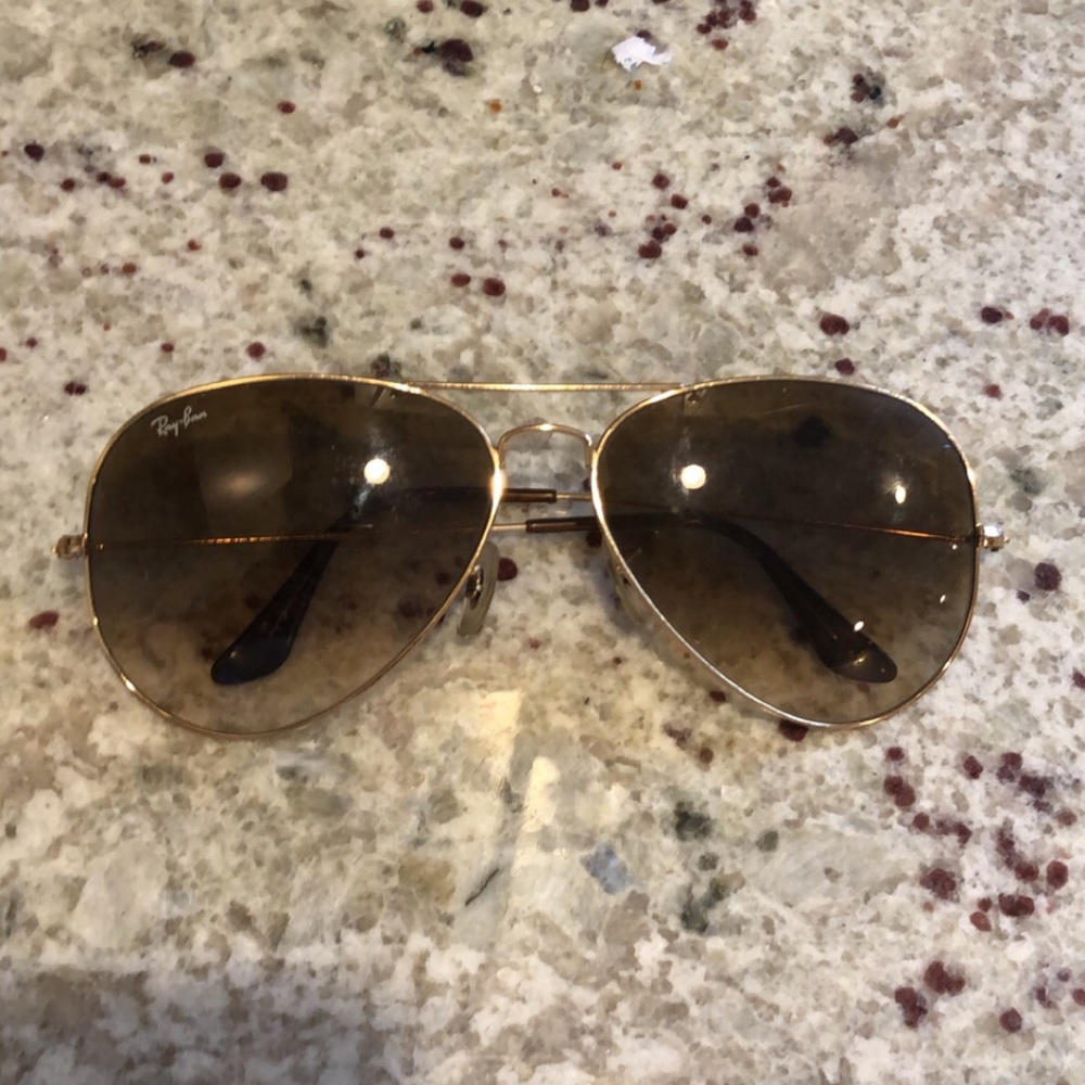 Women’s Ray Ban Aviator Sunglasses